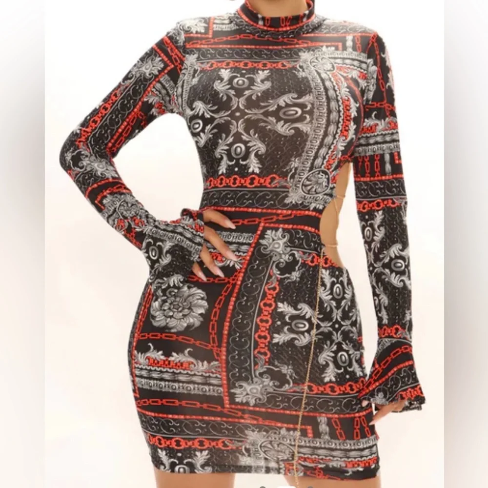 Women’s Black and Red Long Sleeve Mini Dress Size Small NWT - Picture 2 of 6